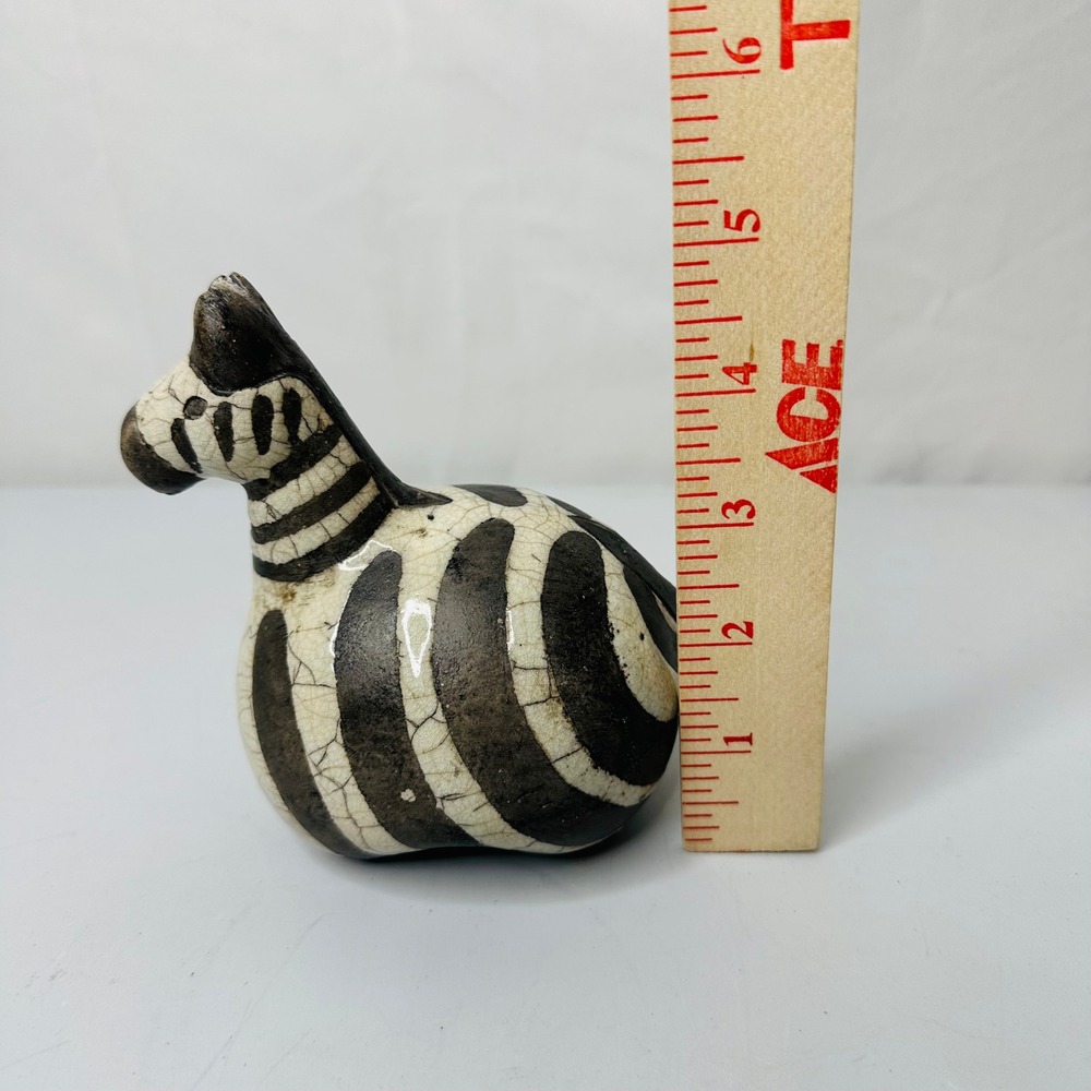 Studio Pottery Zebra Figurine Crackle Glaze Hand Painted Signed Art Piece - Picture 6 of 7